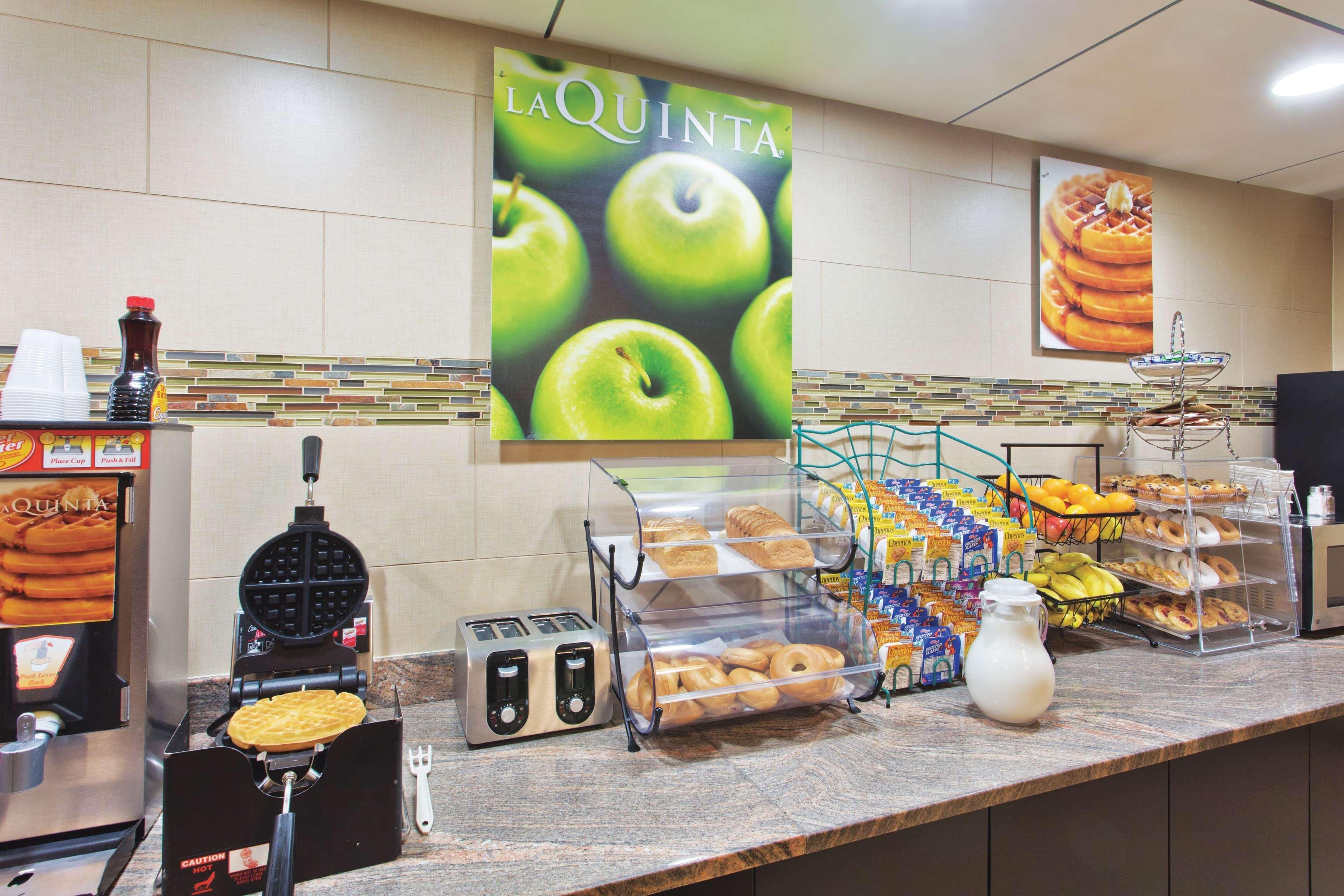 La Quinta By Wyndham Columbus - Grove City Bagian luar foto